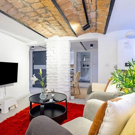 Vibrant Flat 5 Minutes Walk To Istiklal In Beyoglu Lejlighed Istanbul Eksteriør billede