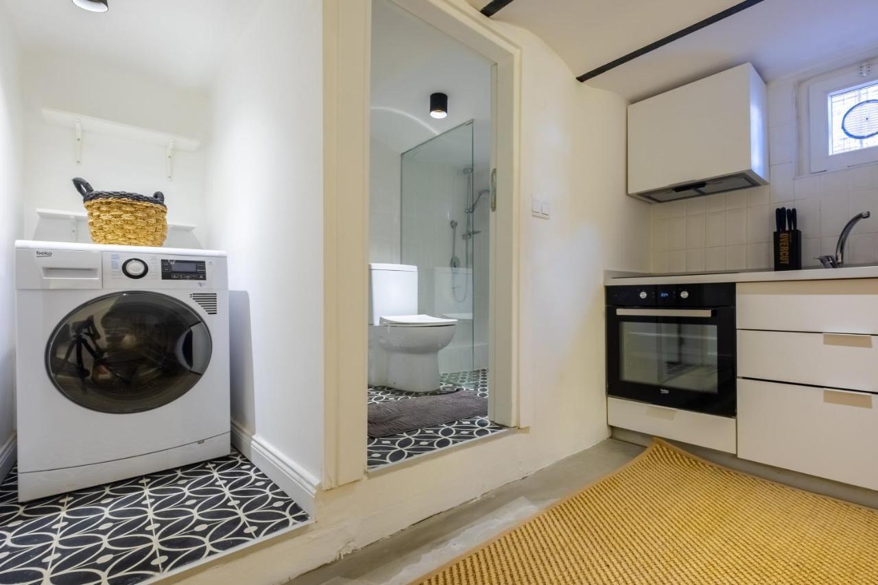 Vibrant Flat 5 Minutes Walk To Istiklal In Beyoglu Lejlighed Istanbul Eksteriør billede
